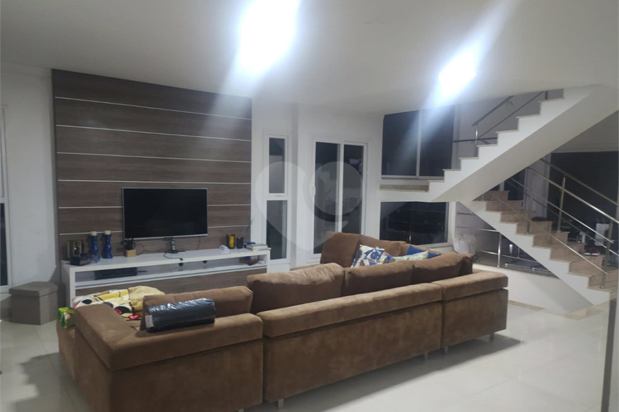 Casa à venda com 3 suítes no condomínio Reserva Nova Cantareira, São Paulo - SP