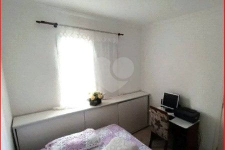 Sobrado à venda com 3 quartos, sendo 1 suíte, em Vila Nivi, São Paulo, SP