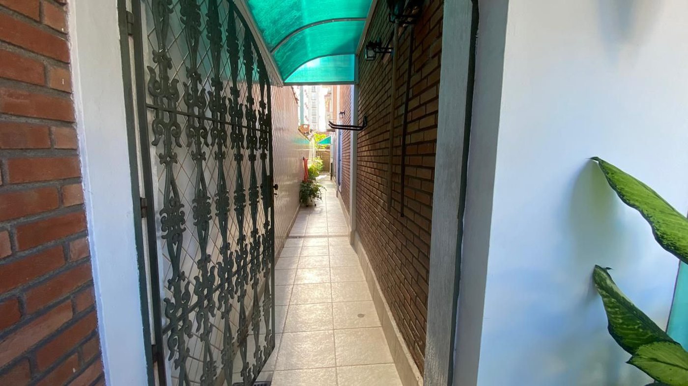 Casa com 4 dormitórios à venda, 380 m² por R$ 2.400.000,00 - Embaré - Santos/SP