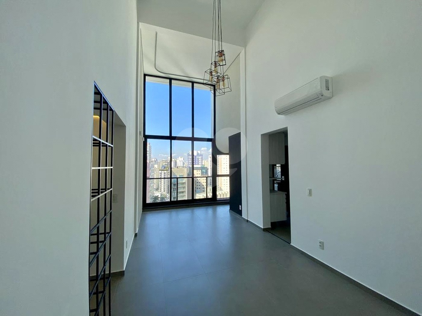 Apartamento para alugar com 3 quartos, sendo 2 suítes,  em Vila Olímpia, São Paulo, SP