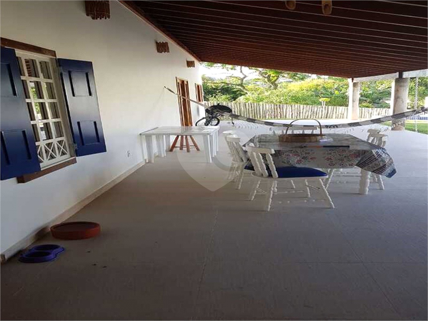 Casa à venda com 5 quartos, sendo 3 suítes, no condomínio Residencial Vale das Laranjeiras, Indaiatuba - SP