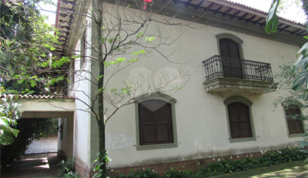 Casa à venda com 4 suítes em Jardim Guedala, São Paulo, SP