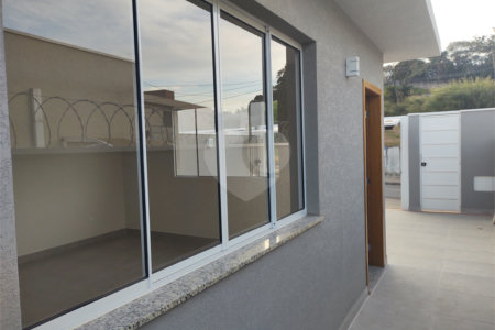 Casa Térrea à venda com 3 suítes em Jardim do Lago, Atibaia, SP