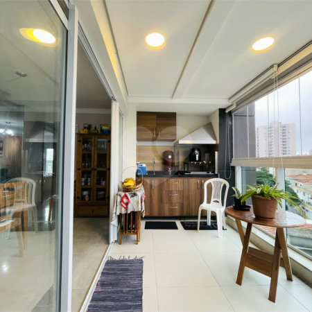 Apartamento à venda com 2 suítes em Vila Scarpelli, Santo André, SP