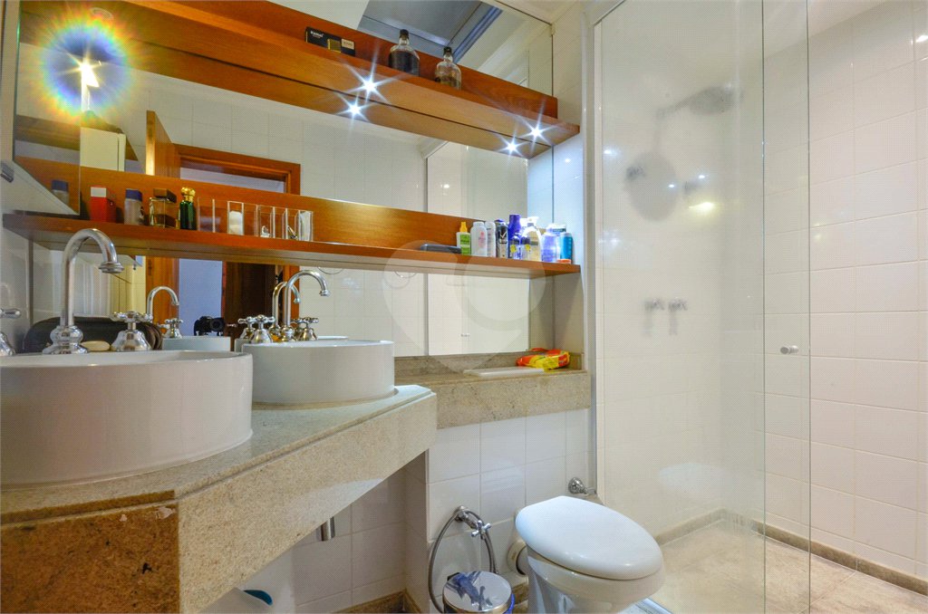 Casa à venda com 5 quartos, sendo 4 suítes, no condomínio Espaço Mobile - Real Parque, São Paulo - SP