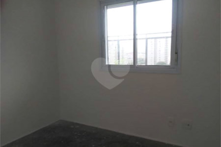 Apartamento à venda com 2 quartos, sendo 1 suíte,  em Vila Paiva, São Paulo, SP