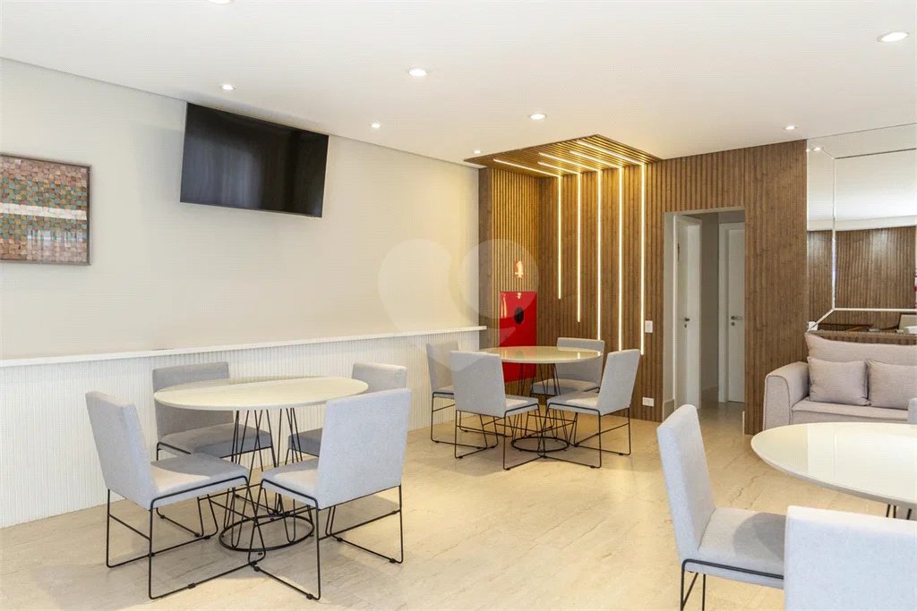 APARTAMENTO COM 3 DORMITÓRIOS, 3 SUÍTES, 3 VAGAS, LAVABO, LAZER, 193 M² - MOEMA
