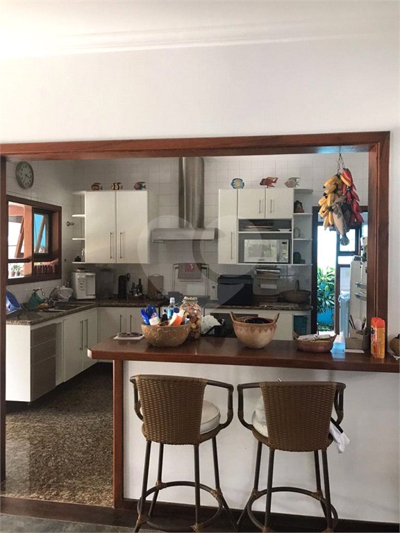 Sobrado à venda com 5 quartos, sendo 3 suítes, em Barra do Una, São Sebastião, SP