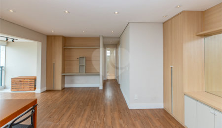Apartamento à venda com 2 quartos, sendo 1 suíte, em Chácara Santo Antônio, São Paulo, SP