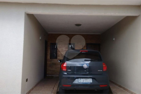 Sobrado à venda com 3 quartos, sendo 1 suíte, em Jardim Suzano, Suzano, SP