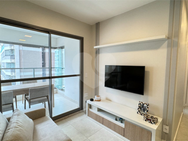 Apartamento à venda com 2 quartos, sendo 1 suíte,  em Brooklin, São Paulo, SP