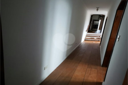 Sobrado à venda com 3 quartos, sendo 1 suíte, em Vila Maria Alta, São Paulo, SP