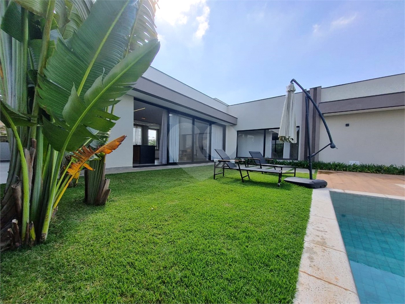 Casa à venda com 4 suítes no condomínio Xapada Park Ytu, Itu - SP
