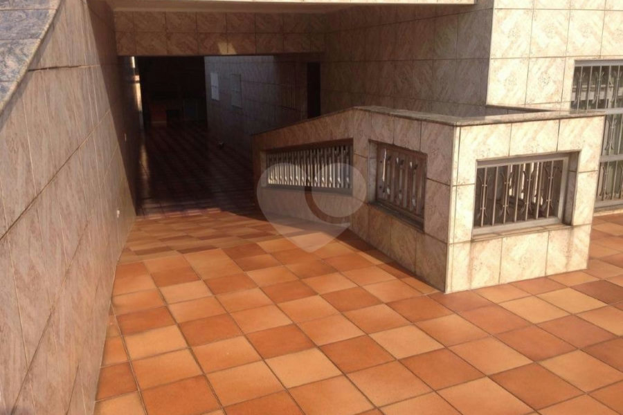 Sobrado à venda com 4 quartos, sendo 1 suíte,  em Jardim Aricanduva, São Paulo, SP