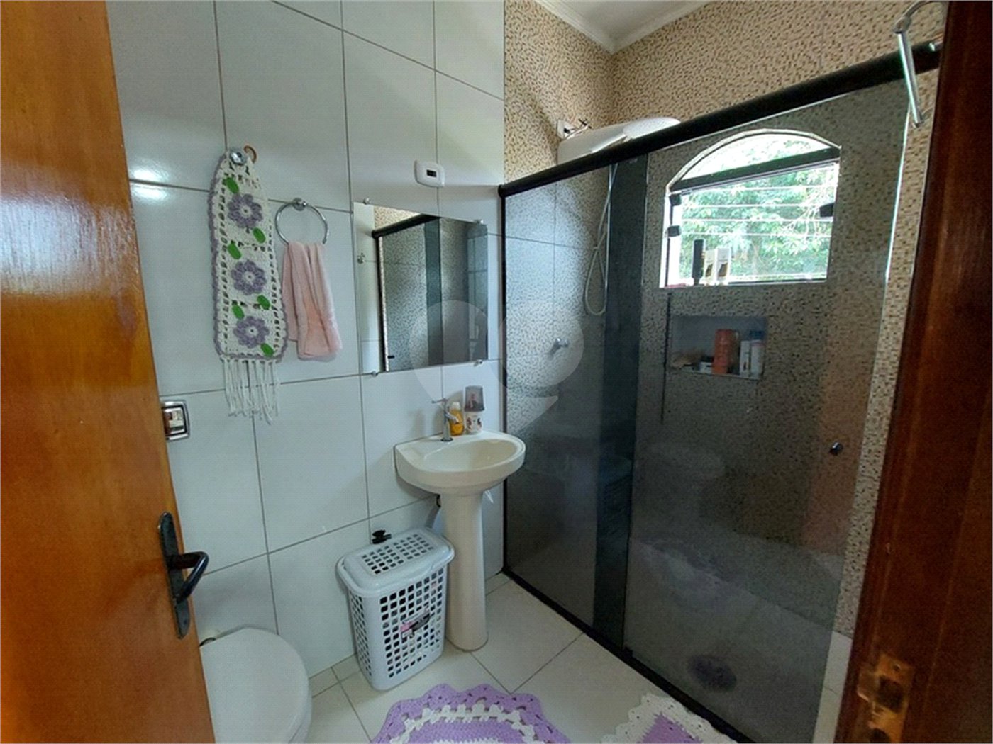 Casa à venda com 5 quartos, sendo 3 suítes, no Centro, Mairiporã, SP