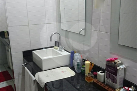 Sobrado à venda com 5 quartos, sendo 2 suítes, em Vila Albertina, São Paulo, SP