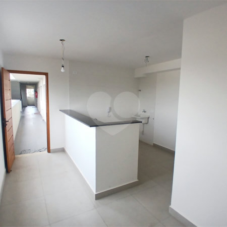 Apartamento à venda com 2 quartos em Vila dos Remédios, São Paulo, SP