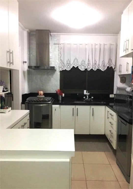 Apartamento para alugar com 4 quartos em Jardim Colombo, São Paulo, SP