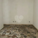 Sobrado à venda com 3 quartos, sendo 1 suíte, em Vila Romana, São Paulo, SP