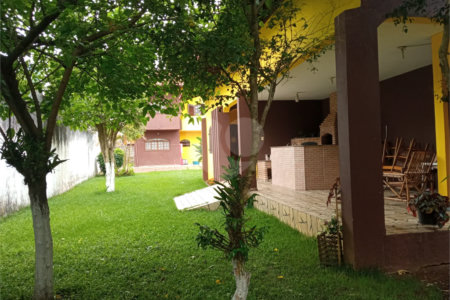 Casa à venda com 4 quartos, sendo 1 suíte,  em Vila Bela Flor, Mogi das Cruzes, SP