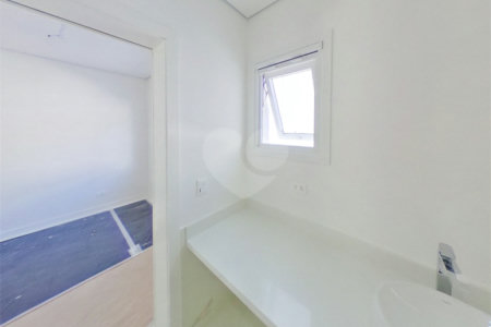 Casa à venda com 4 quartos, sendo 3 suítes,  em Jardim Marajoara, São Paulo, SP
