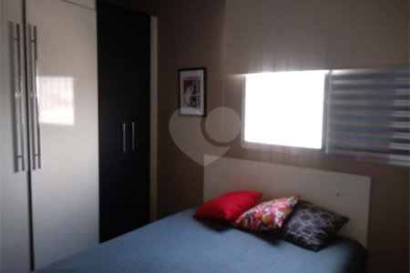Apartamento à venda com 3 quartos, sendo 1 suíte, no Centro, Poá, SP