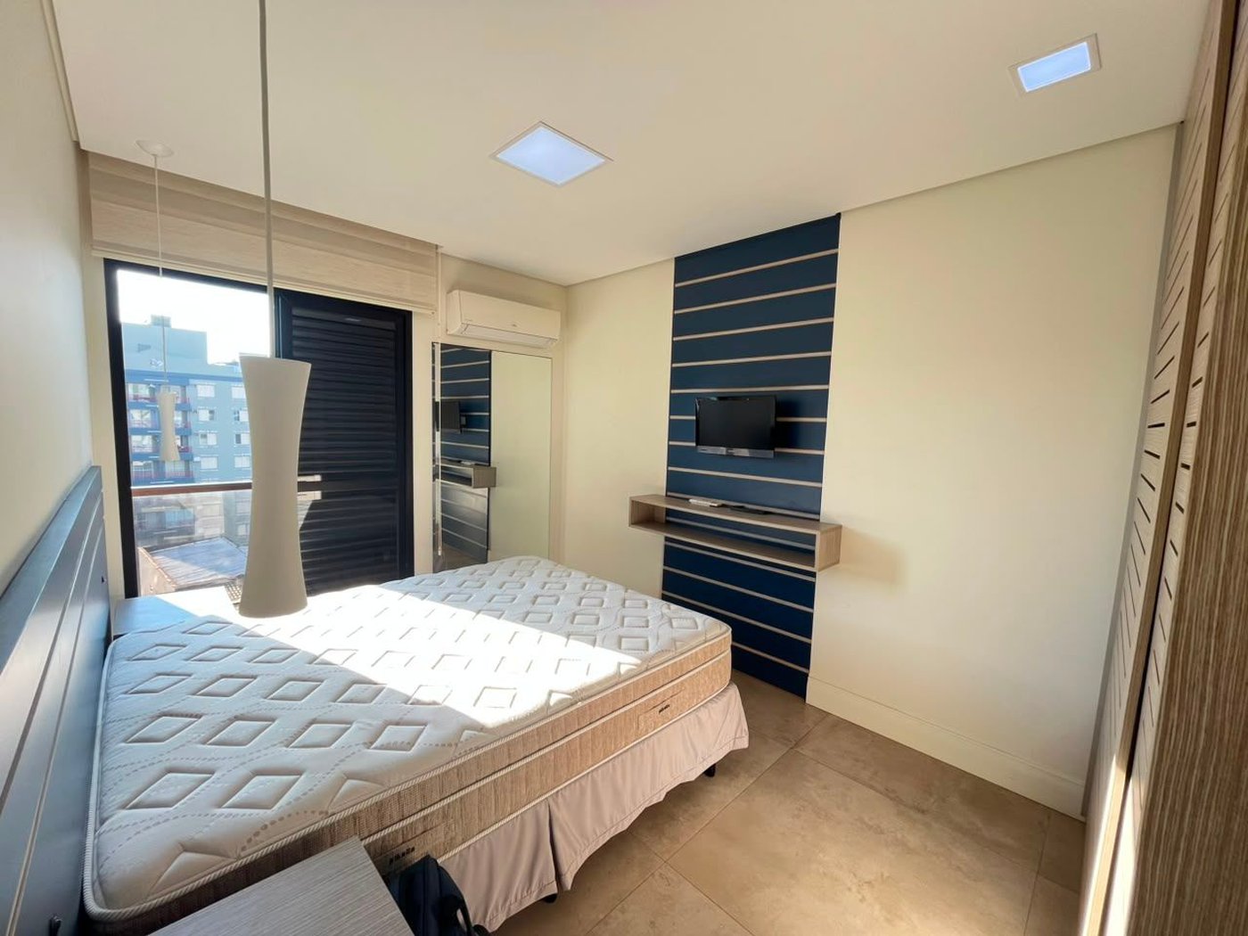 Apartamento com 1 dormitório à venda, 45 m² por R$ 290.000,00 - Jardim Três Marias - Guarujá/SP
