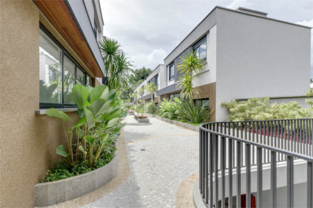 Casa à venda com 4 suítes no condomínio Venezia, São Paulo - SP
