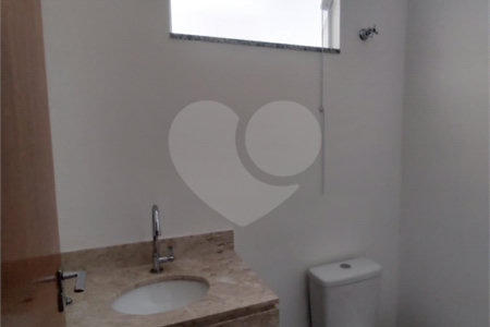 Casa Térrea à venda com 3 suítes em Jardim do Lago, Atibaia, SP