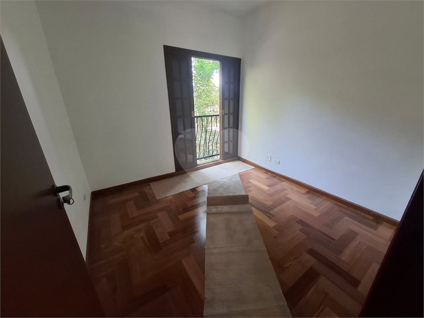 Casa para alugar com 4 quartos, sendo 2 suítes, no condomínio Palm Garden, São Paulo - SP