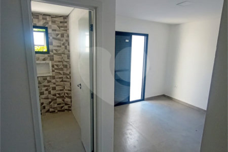 Apartamento à venda com 3 quartos, sendo 1 suíte, em Vila Eldízia, Santo André, SP