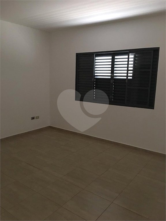 Casa à venda com 4 quartos, sendo 1 suíte, em Loteamento Loanda, Atibaia, SP