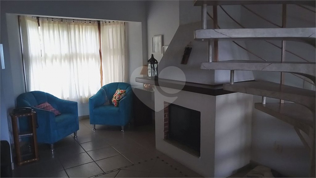 Casa à venda com 5 quartos, sendo 2 suítes, em Serra da Cantareira, Mairiporã, SP