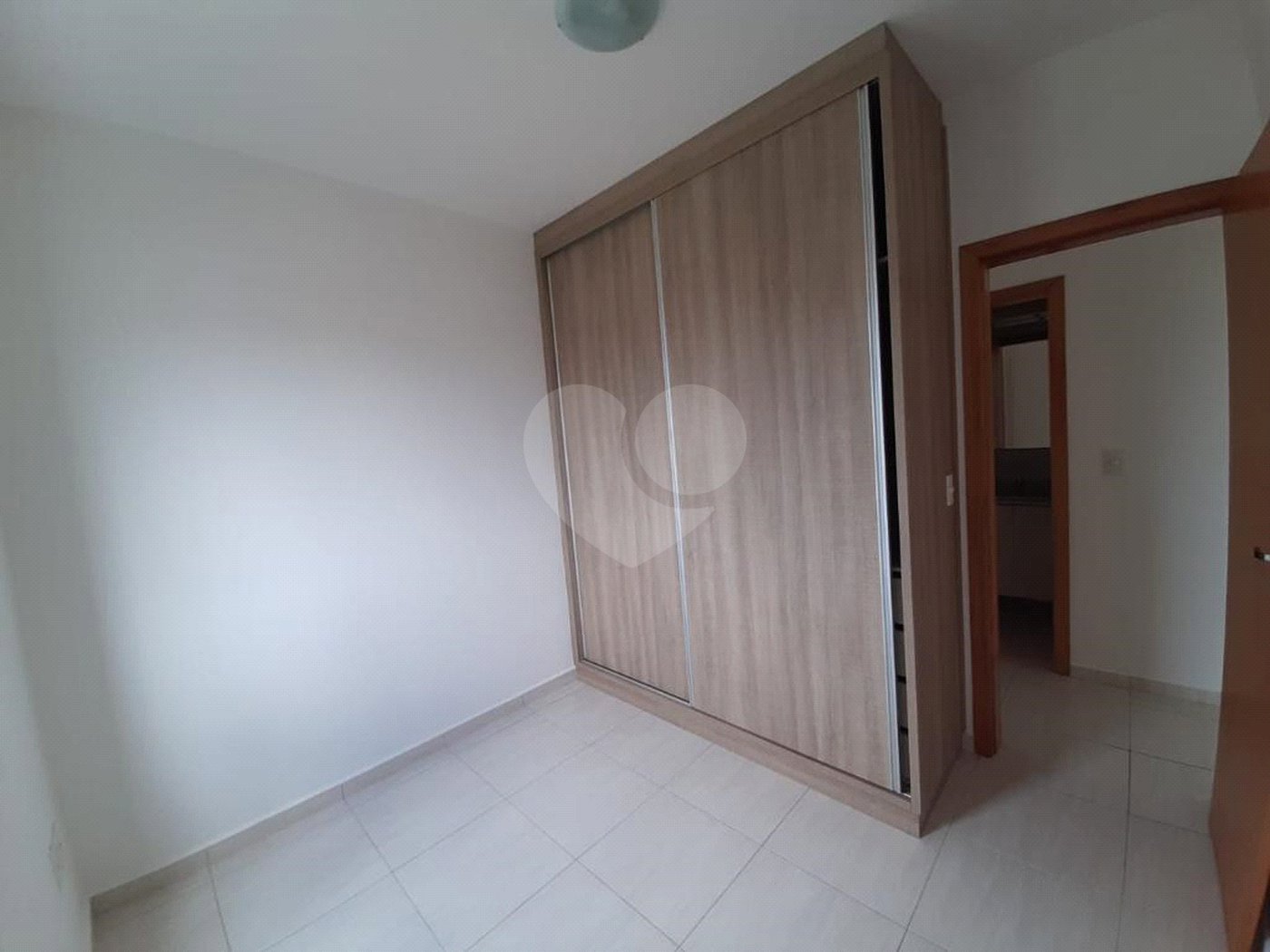 Apartamento para alugar com 3 quartos, sendo 1 suíte,  em Aqui Se Vive, Indaiatuba, SP