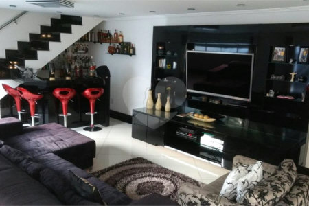 Casa à venda com 4 quartos, sendo 1 suíte, em Sacomã, São Paulo, SP