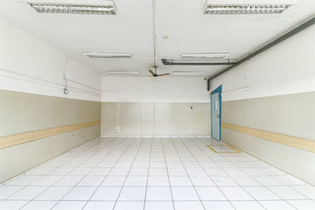 Prédio comercial à venda na Rua Coronel Camisão, 3593 m2 área útil, 1137m2 terreno, 33 salas, 10 vagas