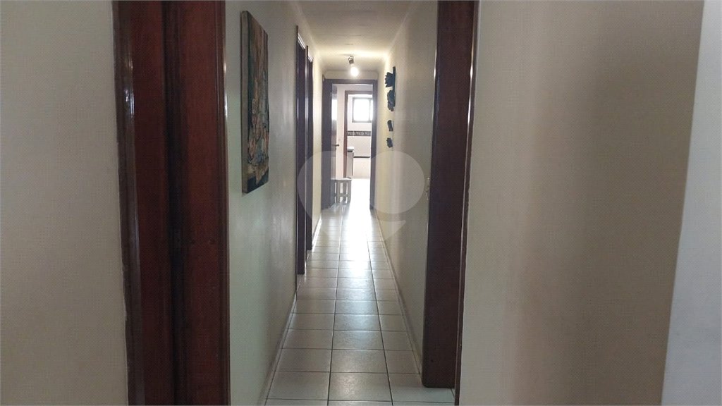 Apartamento à venda com 4 quartos, sendo 2 suítes, em Tombo, Guarujá, SP