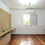 Casa à venda com 3 suítes no condomínio Villaggio Belvedere, São Paulo - SP