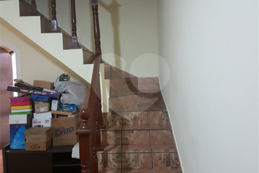Sobrado à venda com 3 quartos, sendo 1 suíte, em Jardim Valéria, Guarulhos, SP
