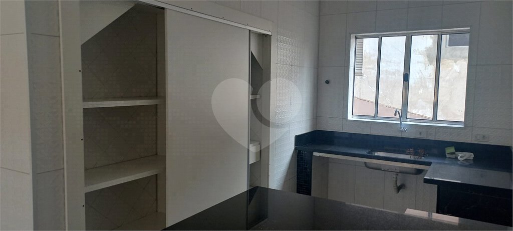 Casa Térrea à venda com 4 quartos, sendo 3 suítes, em Vila Galvão, Guarulhos, SP