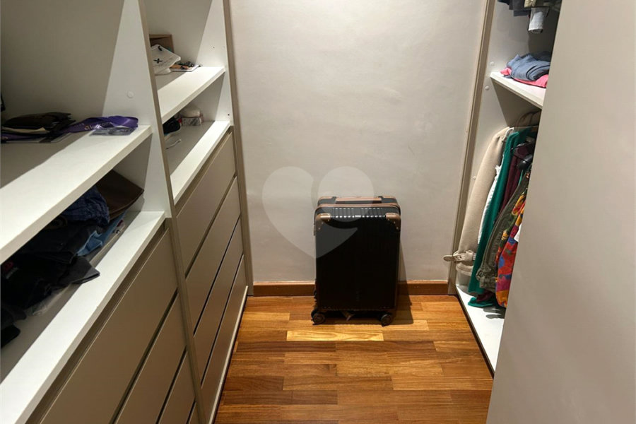 Apartamento à venda com 3 quartos, sendo 1 suíte, em Vila Guilherme, São Paulo, SP