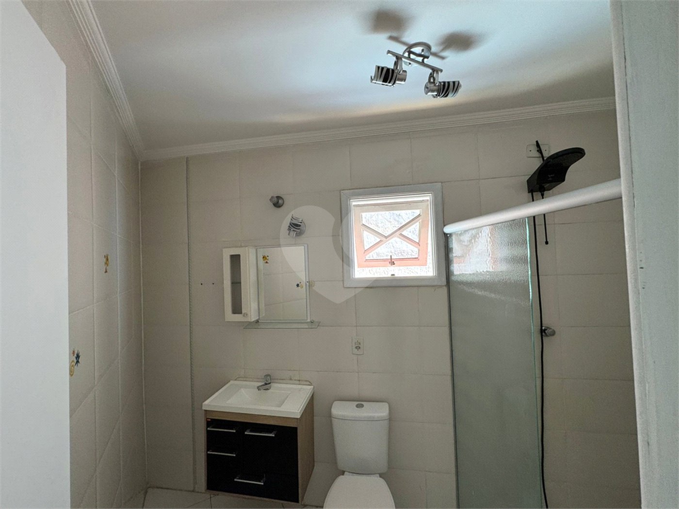 Casa à venda com 3 quartos, sendo 1 suíte,  em Vila Rosália, Guarulhos, SP
