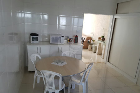 Sobrado à venda com 3 quartos em Jardim Japão, São Paulo, SP