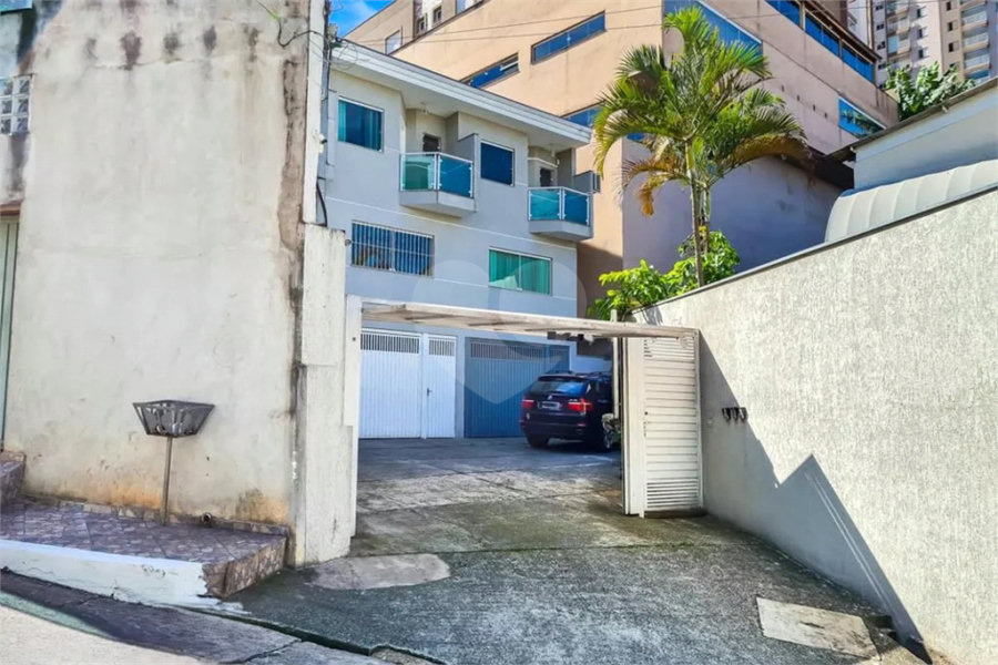 Sobrado à venda com 2 suítes em Vila Guilherme, São Paulo, SP