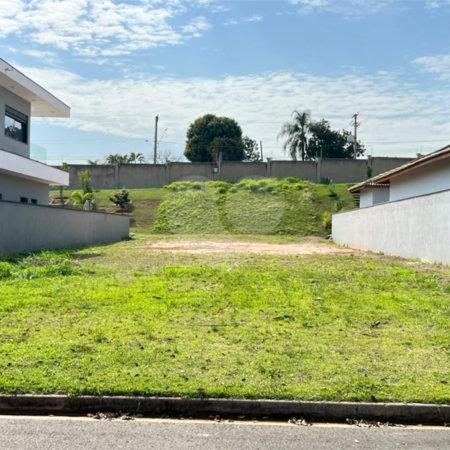 Terreno à venda no condomínio Portal dos Bandeirantes, Salto - SP