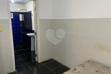 Casa à venda ou para alugar com 10 quartos no Centro, Ponta Porã, MS