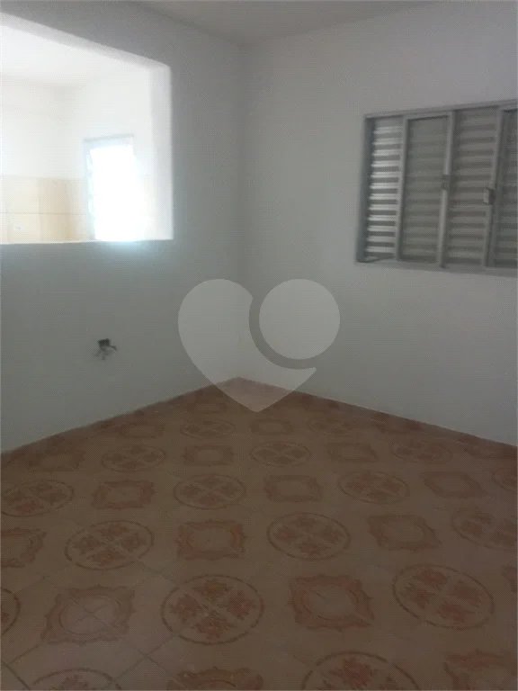 Casa com 180m², 3 quartos (1 suíte) e 5 vagas de garagem, à venda em São Mateus