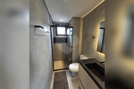 Apartamento à venda ou para alugar com 3 quartos, sendo 1 suíte,  em Vila Olímpia, São Paulo, SP
