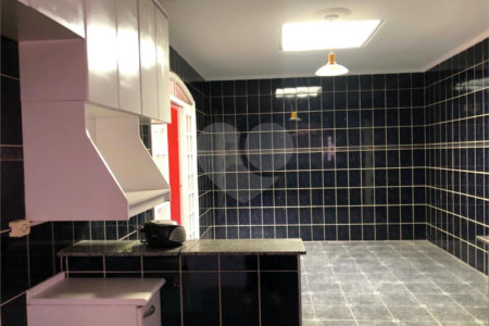 Casa à venda com 3 quartos, sendo 1 suíte, em Cidade Nova, Jundiaí, SP