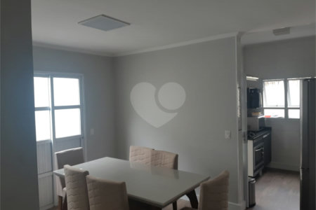 Sobrado à venda com 2 quartos, sendo 1 suíte,  em Vila Amorim, Suzano, SP